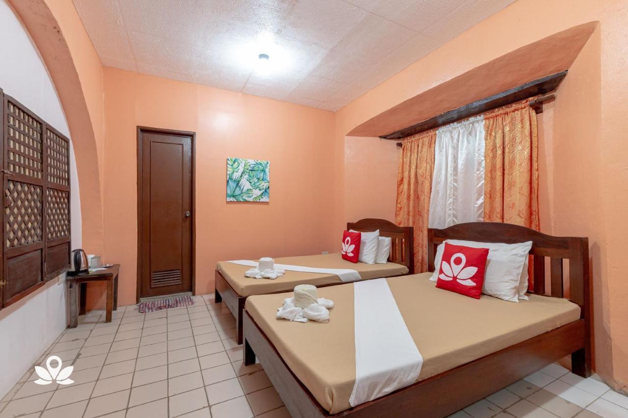 Zen Rooms Calle Crisologo Vigan City Exterior foto